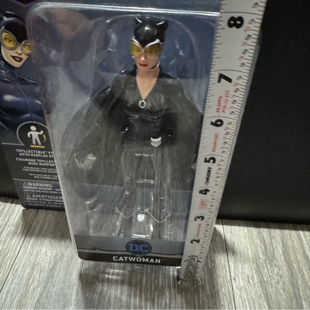 BendyFigs The Noble Collection - DC Comics Catwoman 7.5-inch‎ Figure